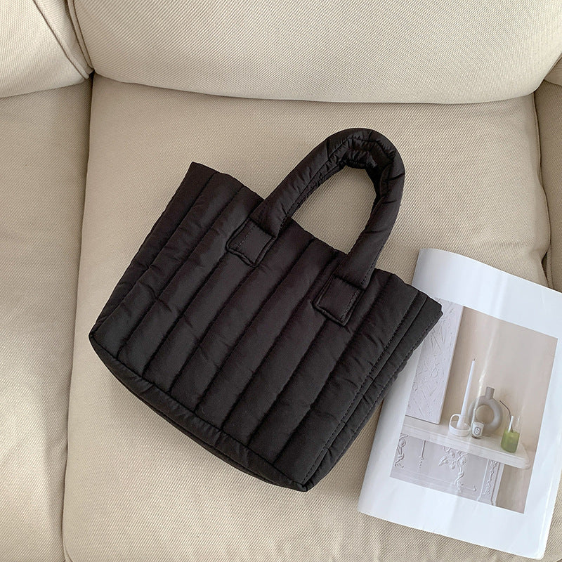 Wholesale women' s red winter fashion handbag